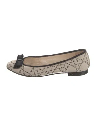 Pre-owned Dior Cannage Pattern Canvas Ballet Flats In Neutral