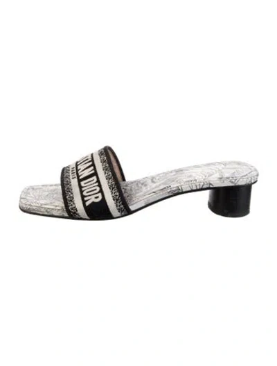 Pre-owned Dior Canvas Patterned Slides In Neutral