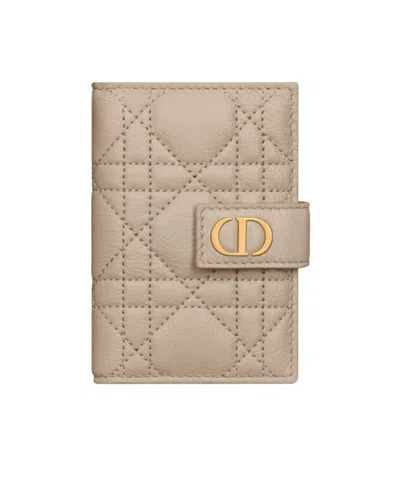Dior Caro Vertical Clip In Nude