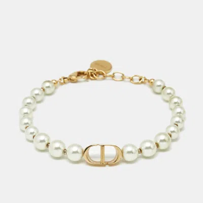 Pre-owned Dior Cd 30 Montaigne Faux Pearl Gold Tone Bracelet