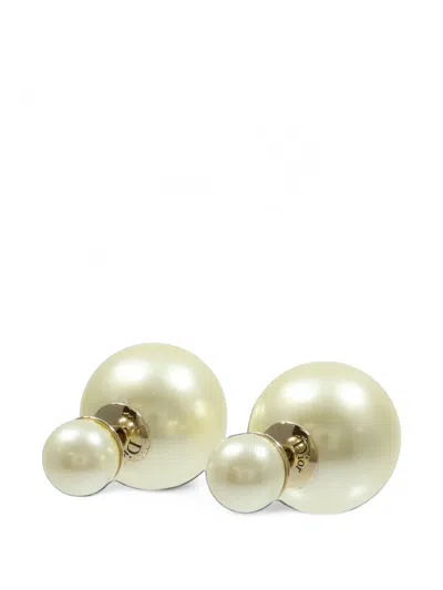 Pre-owned Dior Cd Pearl-effect Earrings In White