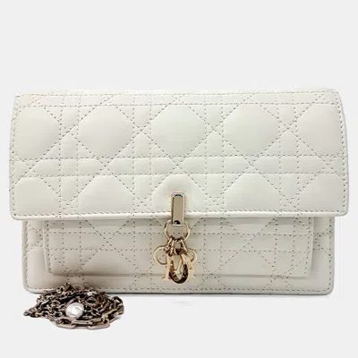 Pre-owned Dior Chain Pouch In White