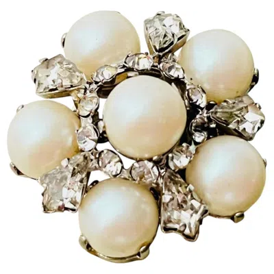 Pre-owned Dior Christian  1965 Haute Couture Iconic White Pearls Crystals Domed Brooch
