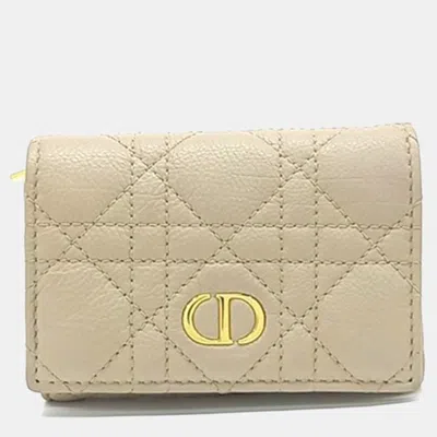 Pre-owned Dior Christian  Beige Leather Caro Card Holder S5132uwhc In Sand