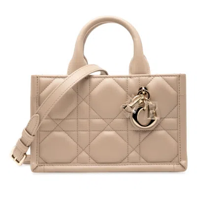 Pre-owned Dior Christian  Beige Leather Shoulder Bag Tote Bag () In Sand