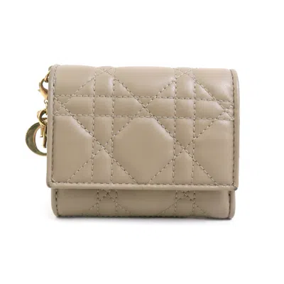 Pre-owned Dior Christian  Beige Leather Wallet (tri-fold) ()