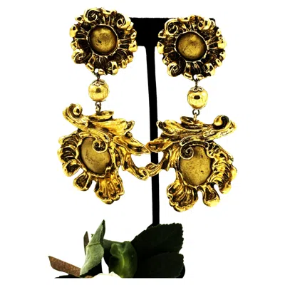 Pre-owned Dior Christian  Boutique Paris, Clip-on Earring, Metal Dore In Multi