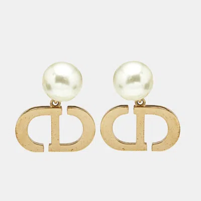 Pre-owned Dior Christian  Cd Tribales Faux Pearl Gold Tone Earrings