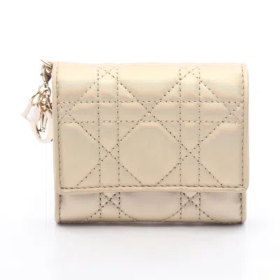 Pre-owned Dior Christian  Gold Leather Wallet (tri-fold) ()