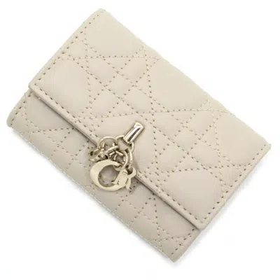 Pre-owned Dior Christian  Ivory Leather Wallet (bi-fold) () In White