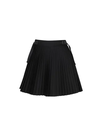 Dior Christian  Logo Engraved Pleated Mini Skirt In Black