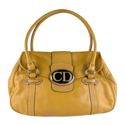 Pre-owned Dior Christian  Mustard Yellow Leather Shoulder Bag ()