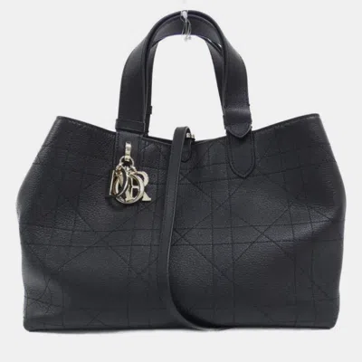 Pre-owned Dior Christian  Toujours Medium Handbag In Black