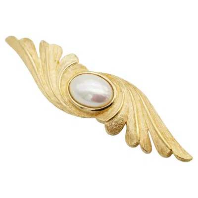 Pre-owned Dior Christian  Vintage Iconic Gold Oval Pearl Symmetric Feather Leaf Wing Brooch In Multiple