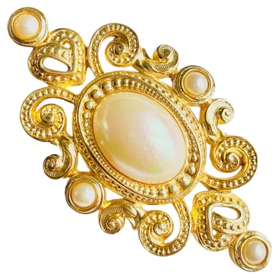Pre-owned Dior Christian  Vintage Rare Gold Large Carved White Pearl Openwork Chunky Brooch