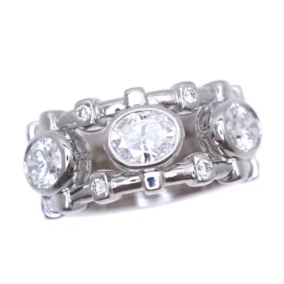 Pre-owned Dior Christian  White Gold White Gold (18k) Band Ring ()