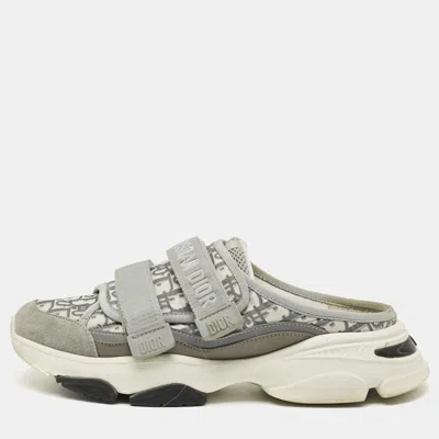 Pre-owned Dior D Wander Size 39.5 Grey Canvas And Suede Mules In Gray