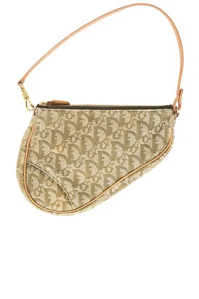 Pre-owned Dior Issimo Pochette Saddle Bag In Green