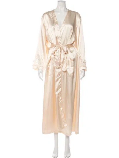 Pre-owned Dior Embroidered Accent Nightgown In Neutral