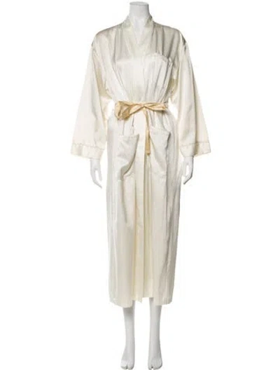 Pre-owned Dior Embroidered Accent Robe In Neutral