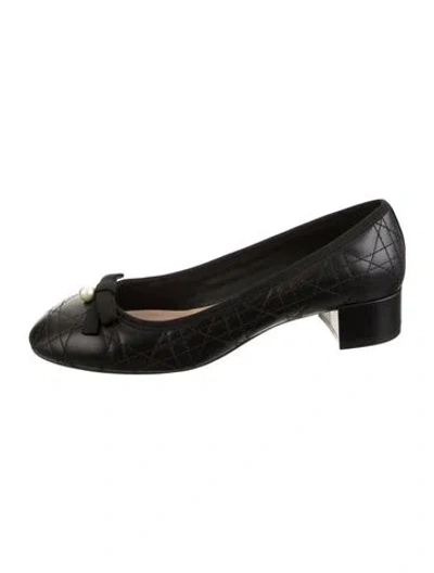 Pre-owned Dior Faux Pearl Accents Leather Pumps W/ Tags In Black