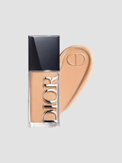 Dior Forever Skin Glow Foundation In 3 Warm