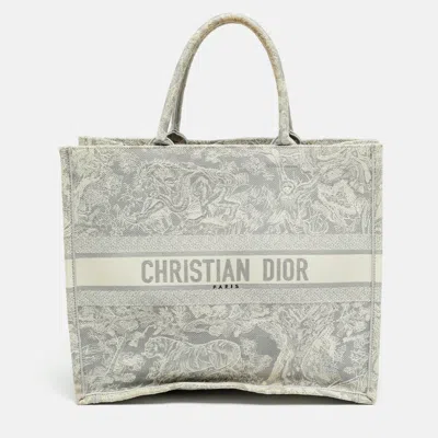 Pre-owned Dior Iviera Book Large Grey/white Embroidered Canvas Tote In Gray