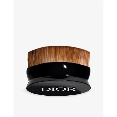 Dior Kabuki Brush N°18