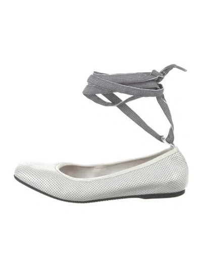 Pre-owned Dior Leather Ballet Flats In Silver