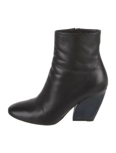 Pre-owned Dior Leather Boots In Black