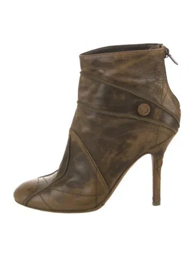 Pre-owned Dior Leather Boots In Neutral