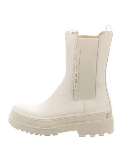 Pre-owned Dior Leather Chelsea Boots In White