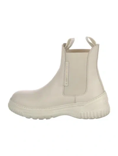 Pre-owned Dior Leather Chelsea Boots In White