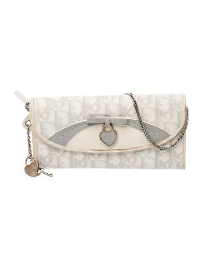 Pre-owned Dior Leather Clutch In Neutral