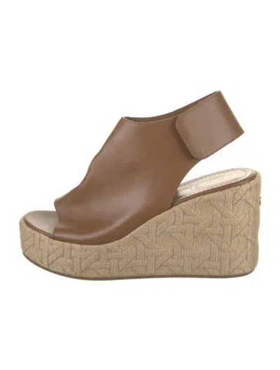 Pre-owned Dior Leather Espadrilles In Brown
