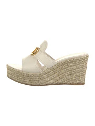 Pre-owned Dior Leather Espadrilles In Neutrals