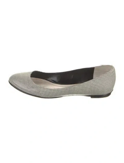 Pre-owned Dior Leather Flats In Black