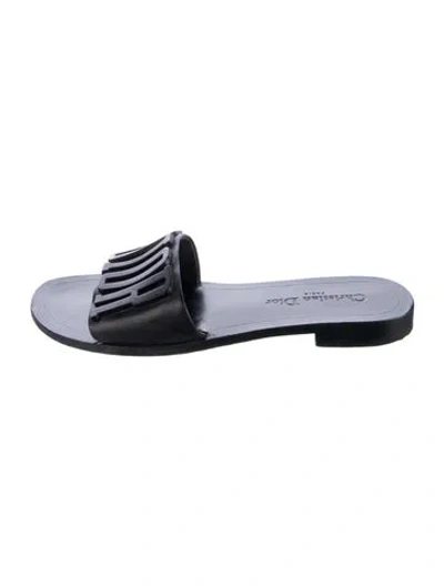 Pre-owned Dior Leather Flats In Black
