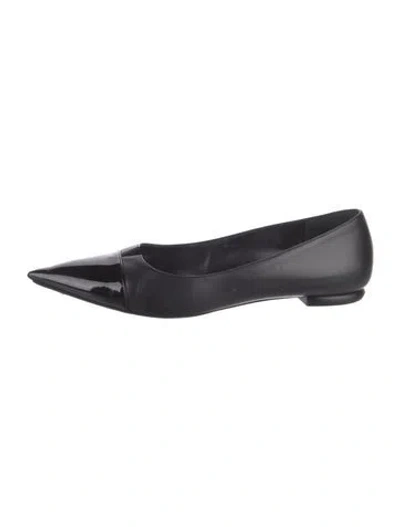 Pre-owned Dior Leather Flats In Black