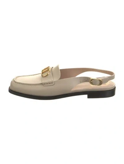 Pre-owned Dior Leather Loafers In Neutrals