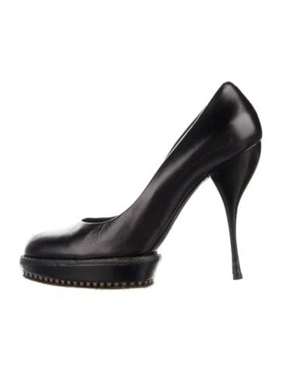 Pre-owned Dior Leather Pumps In Black