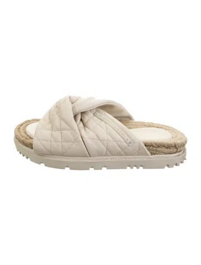 Pre-owned Dior Leather Slides In Neutrals