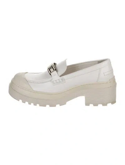 Pre-owned Dior Leather Whipstitch Trim Loafers In White