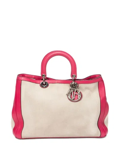 Pre-owned Dior Logo-charm Tote Bag In Neutral