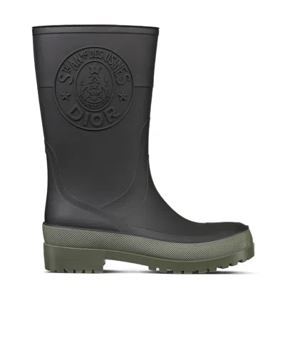 Dior Logo Embossed Round Toe Rain Boots In Black
