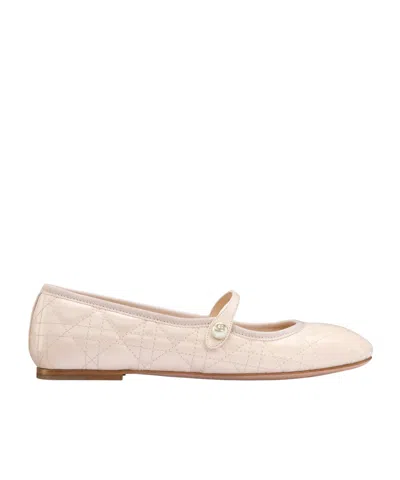 Dior Logo Flat Ballet Shoes In White