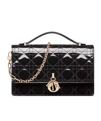 Dior Logo Shoulder Bag In Black