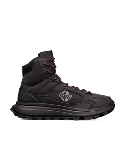 Dior Logo Snow Boots In Black