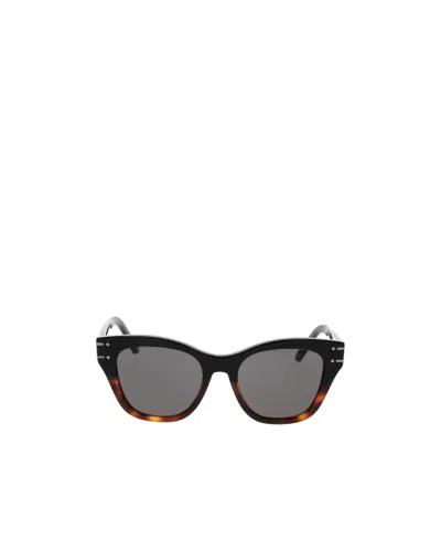 Dior Logo Sunglasses In Gray