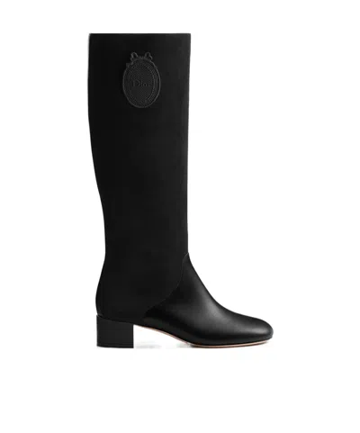 Dior Médaillon Heeled Boot In Black